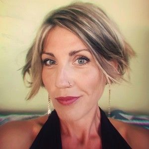 Meet your Posher, Holly